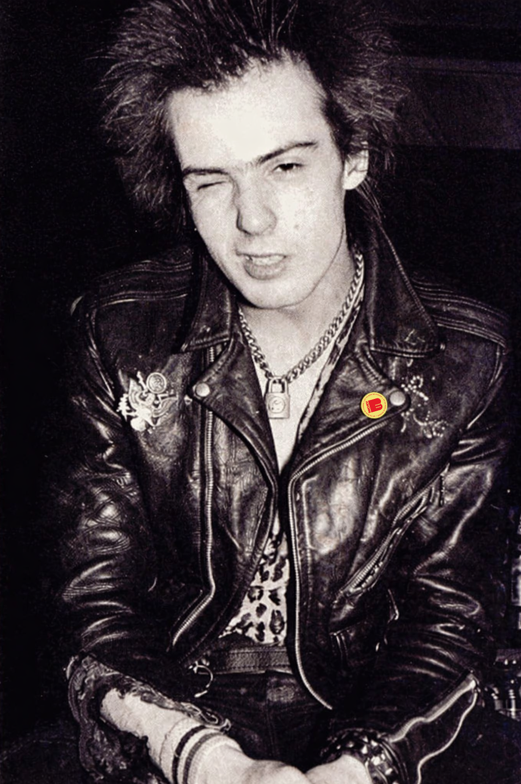 Perfecto punk avec badge Bakchich